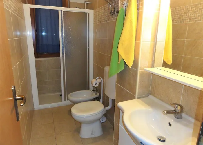 Cozy Flat With Spacious Terrace * 比比翁